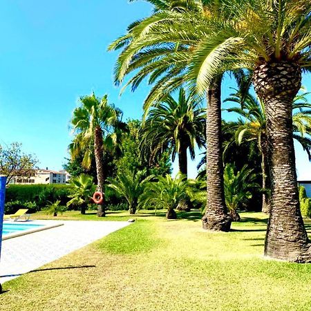 Complejo Colibri 8 Villa Кембрилс Екстериор снимка