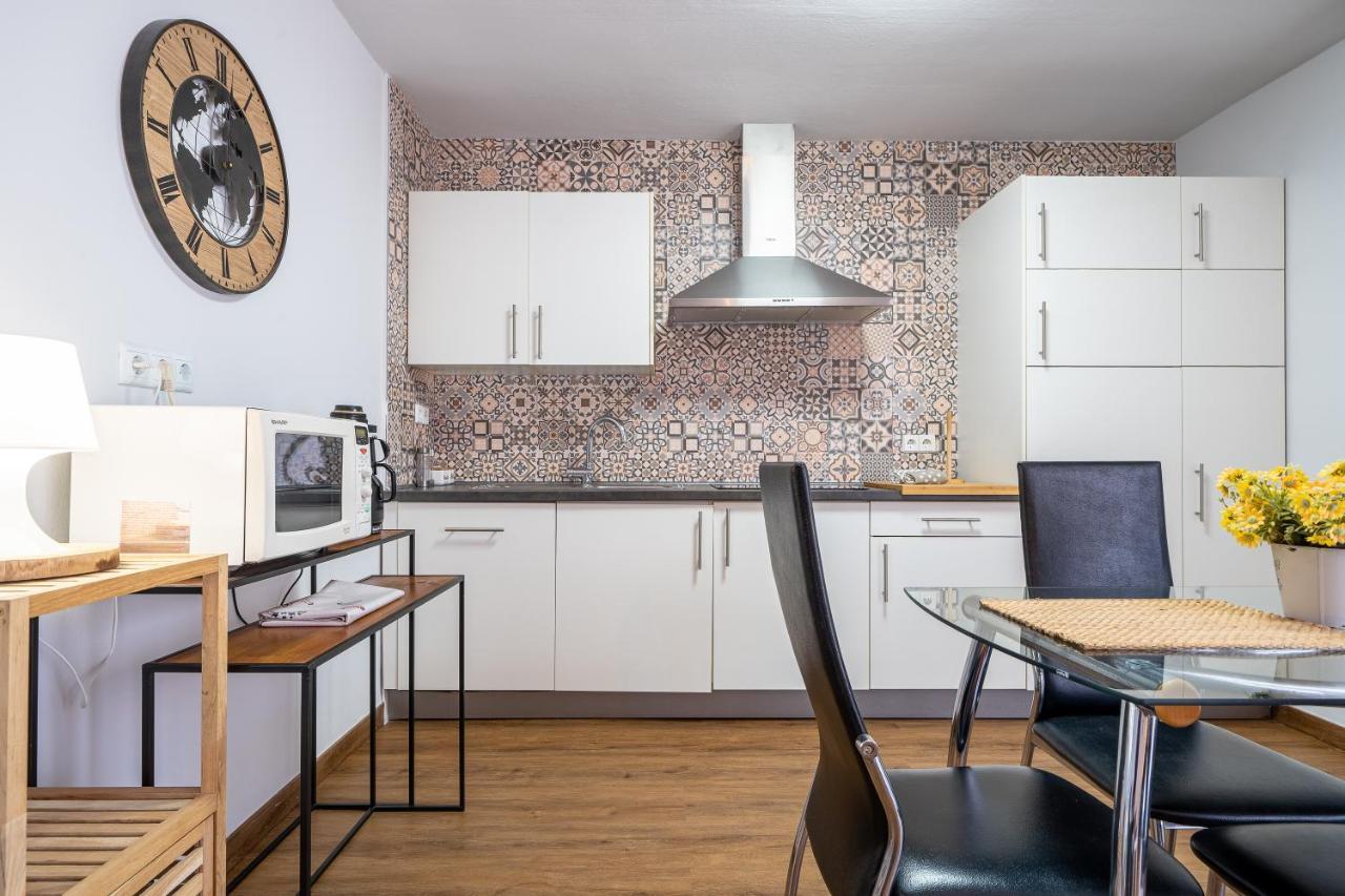 Complejo Colibri 8 Villa Кембрилс Екстериор снимка