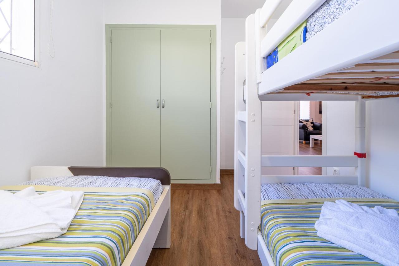 Complejo Colibri 8 Villa Кембрилс Екстериор снимка